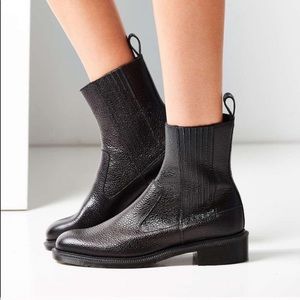 Eleanor Dr Martens